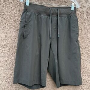 Lululemon Men Shorts Size Medium Activewear Gym‎ Workout,  Unlined